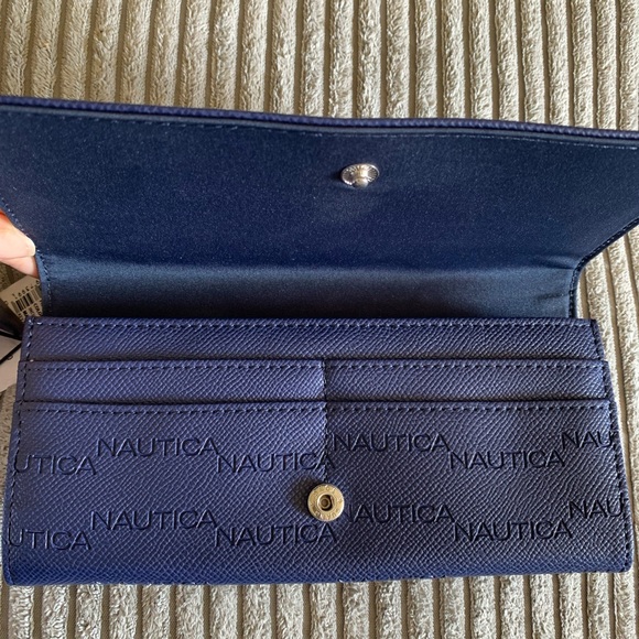 Nautica… Two Piece Set… RFID Wallet and ID/ Card Case - Picture 3 of 10